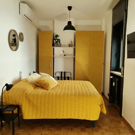 Guesthouse Tree Rooms Industrial Bergamo Esterno foto